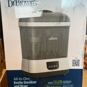 Dr. Brown's Bottle Sterilizer and Dryer - Black